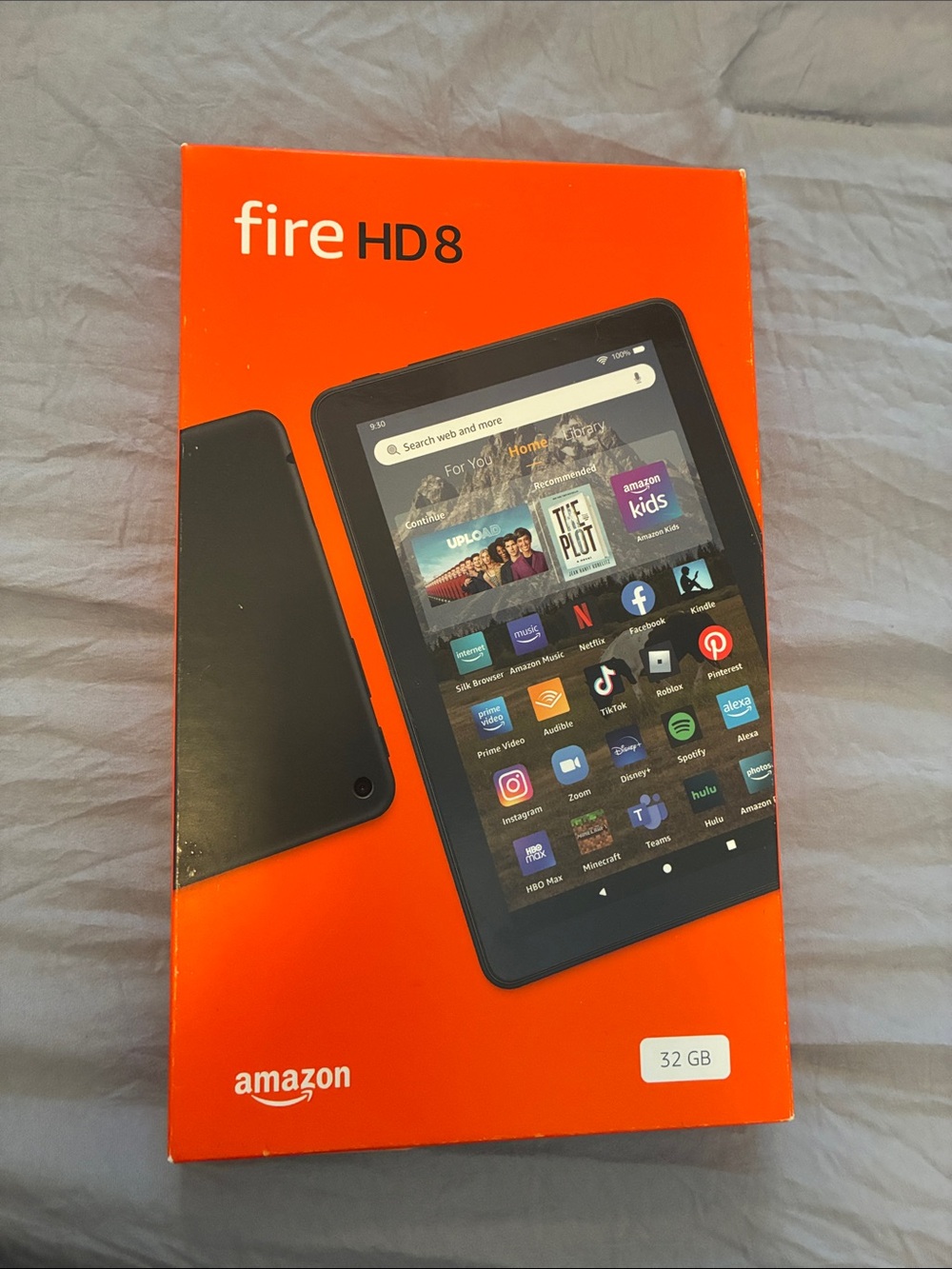 Amazon Fire HD 8 Tablet in Black - 32 GB